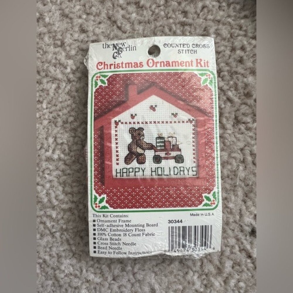 New Berlin Co. Cross-Stitch Kit – Happy Holidays Teddy Bear – Sealed 30344 – 198